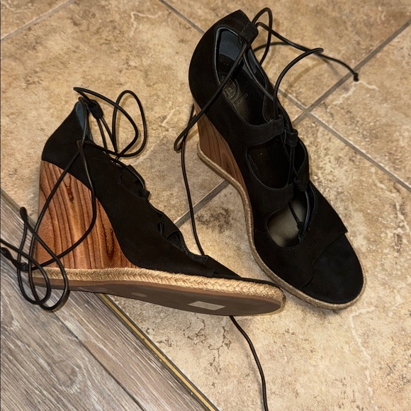 Tory Burch Black Suede Leather Lace Up Tie Tan Wedge Sandal Heels 9.5 - Picture 3 of 14